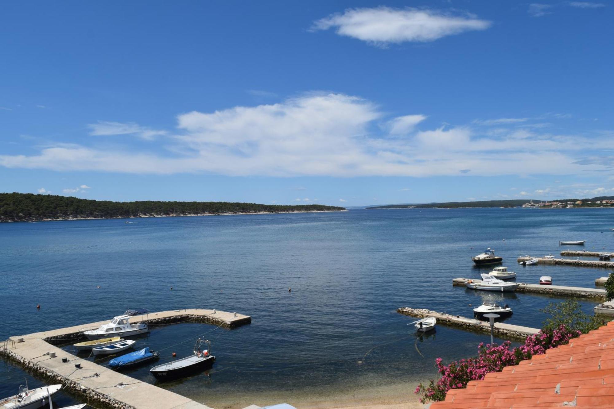 Apartments And Rooms By The Sea Barbat, Rab - 4973 Ραμπ Εξωτερικό φωτογραφία